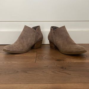 The perfect fall booties!